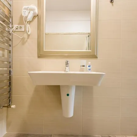 Brize Guest house 3*